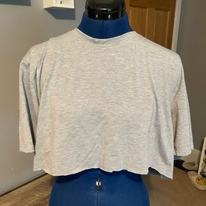 Cropped active wear grey